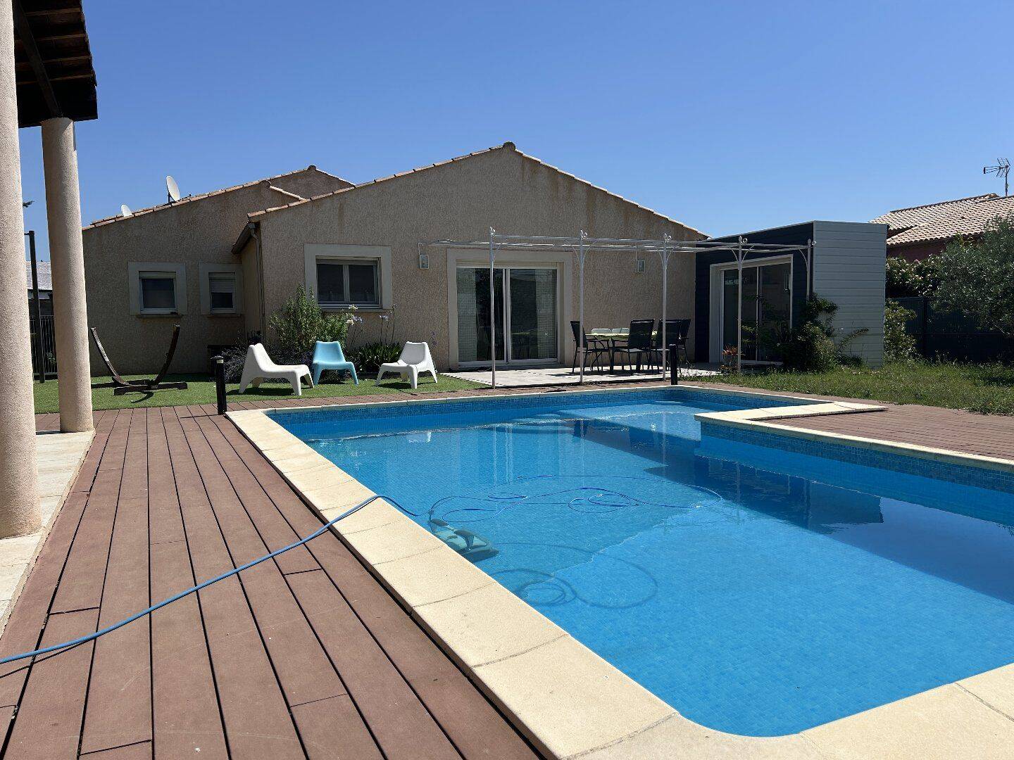 Maison 7 pièces 180 m² · à Villeveyrac · 180 m² · 518 000 €