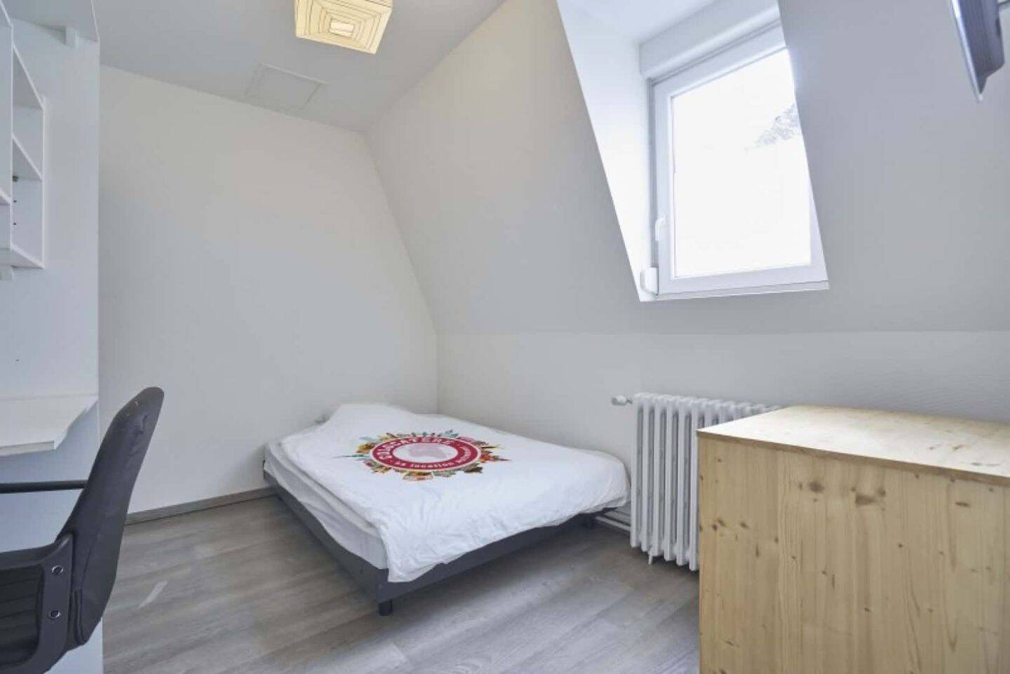 1 pièce 15 m² · à La Madeleine · 15 m² · 450 €/mois