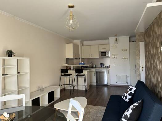 Appartement à louer 1 150 € 3 pièces 2 chambres 63,9 m² Étage 2/5 Sud-Bords de Marne-Gambetta-Aulnoy Chelles 77500