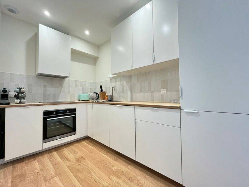 Appartement 1 pièce 43 m² · à Bordeaux · 42,7 m² · 900 €/mois