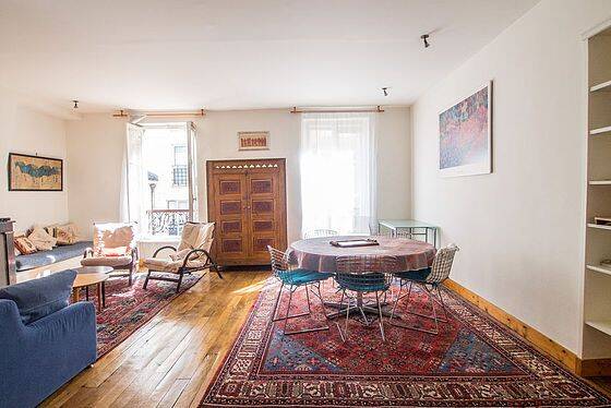 Appartement 2 pièces 68 m² · à Paris 3ème Arrondissement · 68 m² · 2 300 €/mois