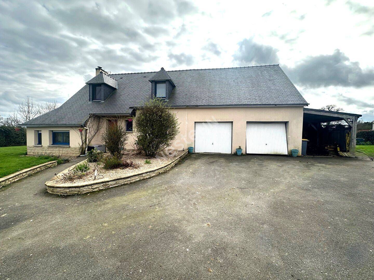 Maison 6 pièces 188 m² · à Augan · 188 m² · 303 500 €