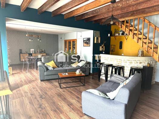 Maison à vendre 270 000 € 5 pièces 4 chambres 144 m² 4 868 m² de terrain Cherveux 79410