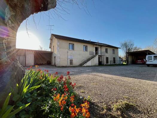 Maison à vendre 215 000 € 6 pièces 4 chambres 160 m² 2 114 m² de terrain Colayrac-Saint-Cirq 47450