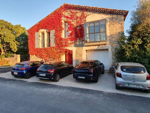 Appartement à louer 1 250 € 4 pièces 3 chambres 95 m² Saint-Mathieu-de-Tréviers 34270