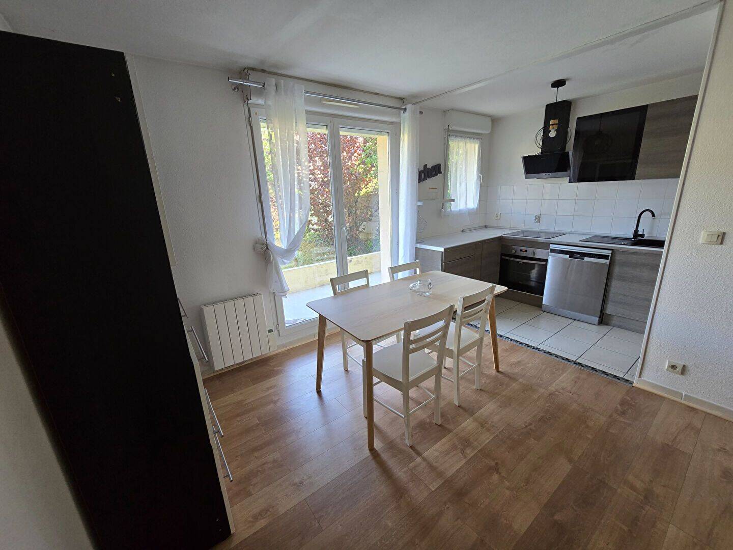 Appartement 2 pièces 43 m² · à Persan · 43 m² · 820 €