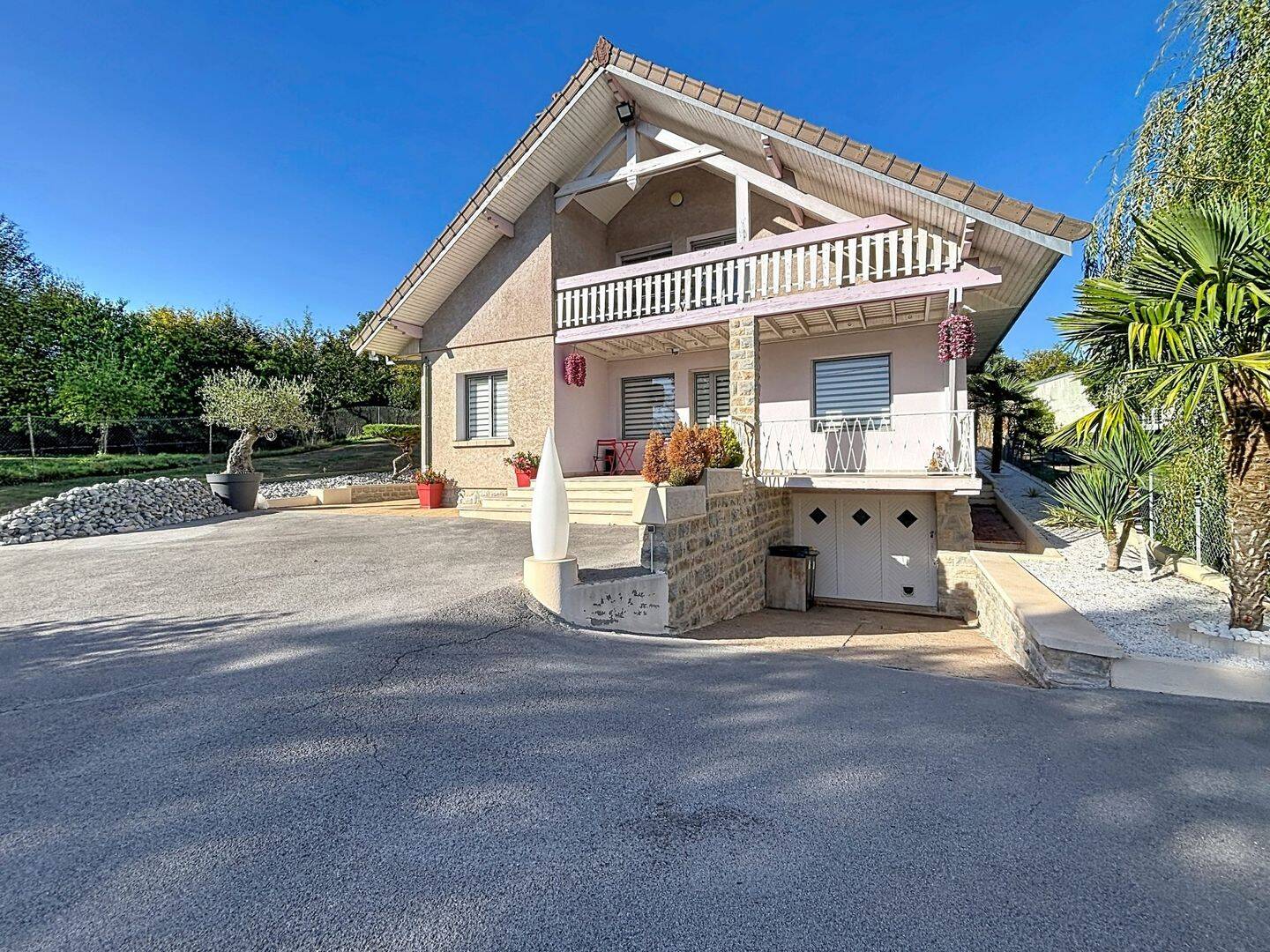 Maison 8 pièces 193 m² · à Boulot · 193,4 m² · 450 000 €