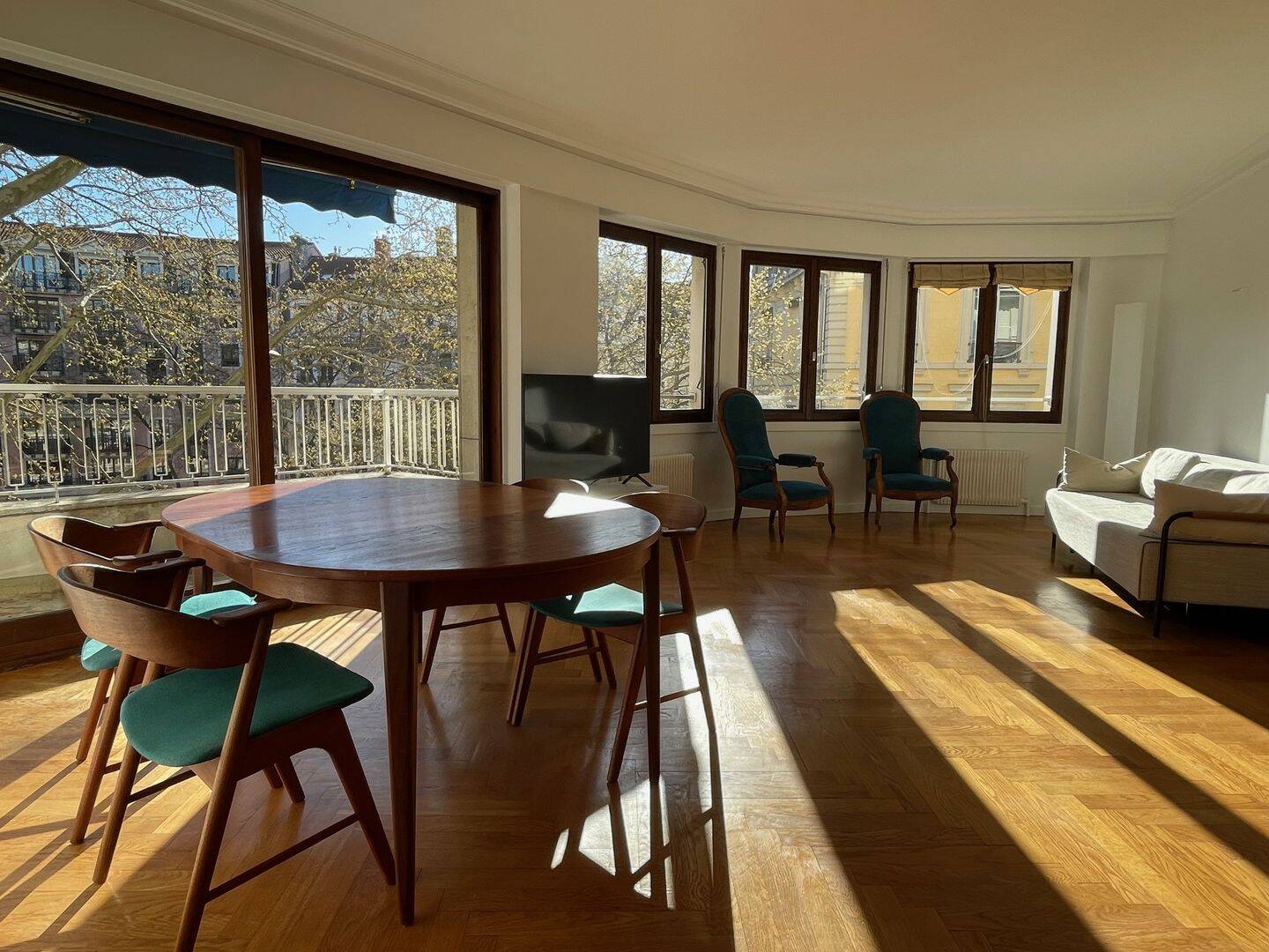 Appartement 4 pièces 100 m² · à Lyon 3ème Arrondissement · 100,2 m² · 490 000 €