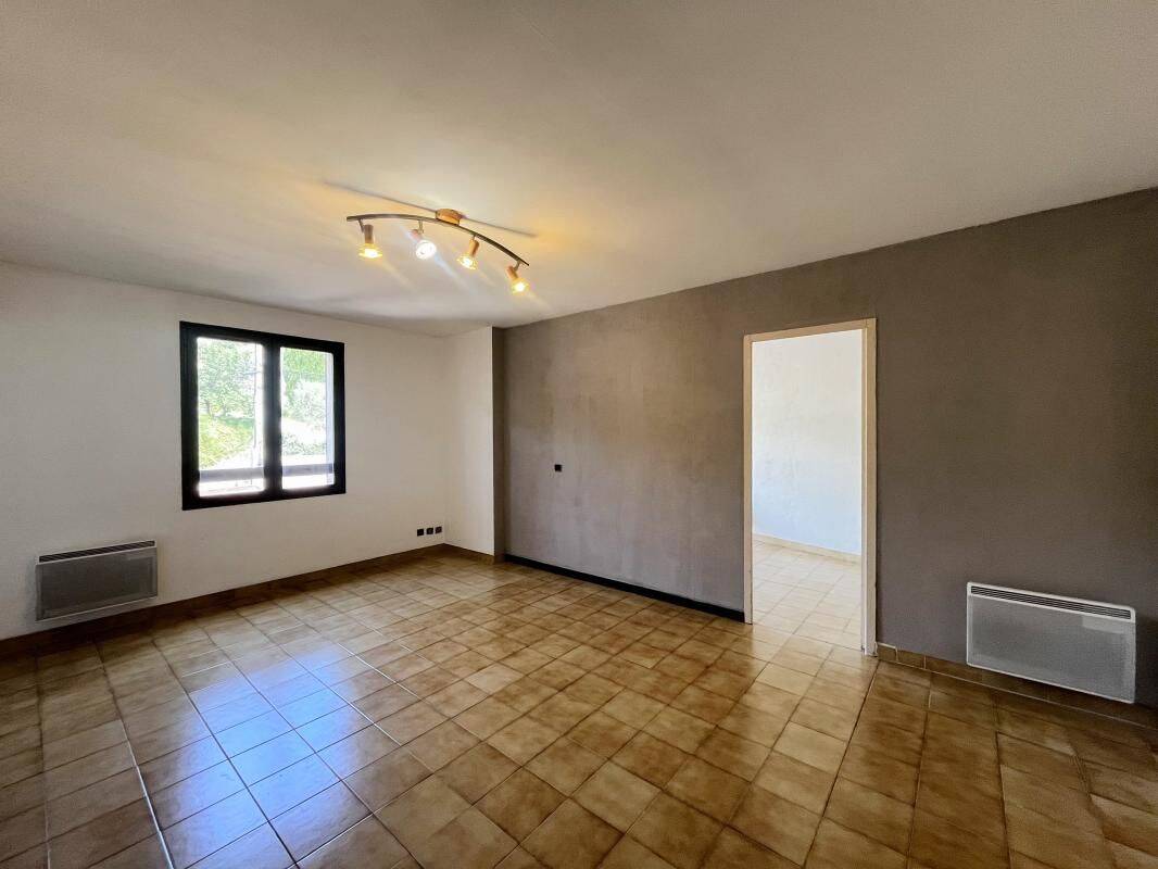 Appartement 2 pièces 45 m² · à Manosque · 45,3 m² · 550 €