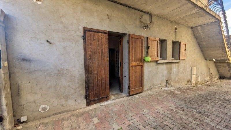 Appartement 3 pièces 80 m² · à La Tour-du-Pin · 80 m² · 165 000 €