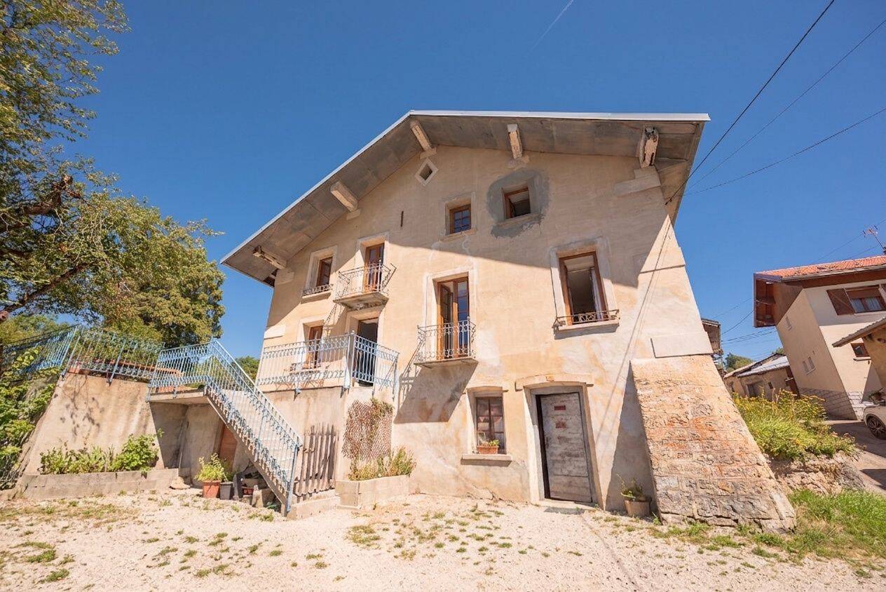 Maison 12 pièces 250 m² · à Notre-Dame-du-Pré · 250 m² · 799 000 €