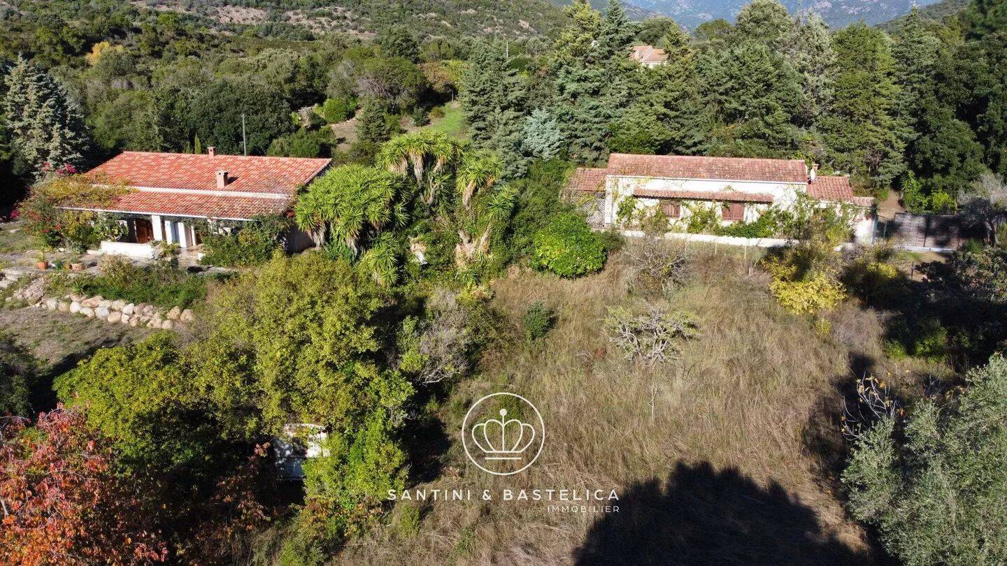 Maison 6 pièces 240 m² · à Coggia · 240 m² · 550 000 €