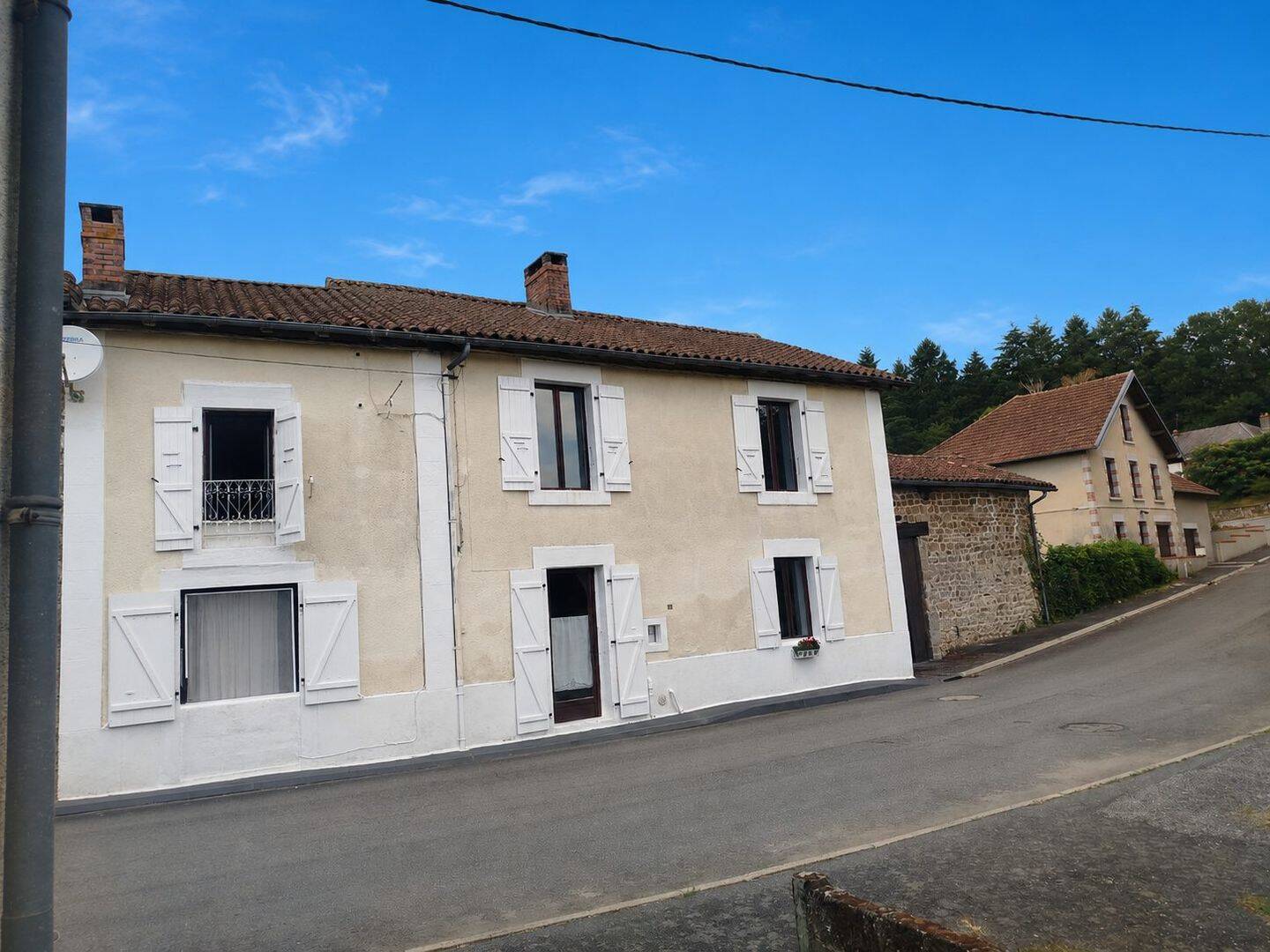 Maison 6 pièces 150 m² · à Chéronnac · 150 m² · 198 000 €