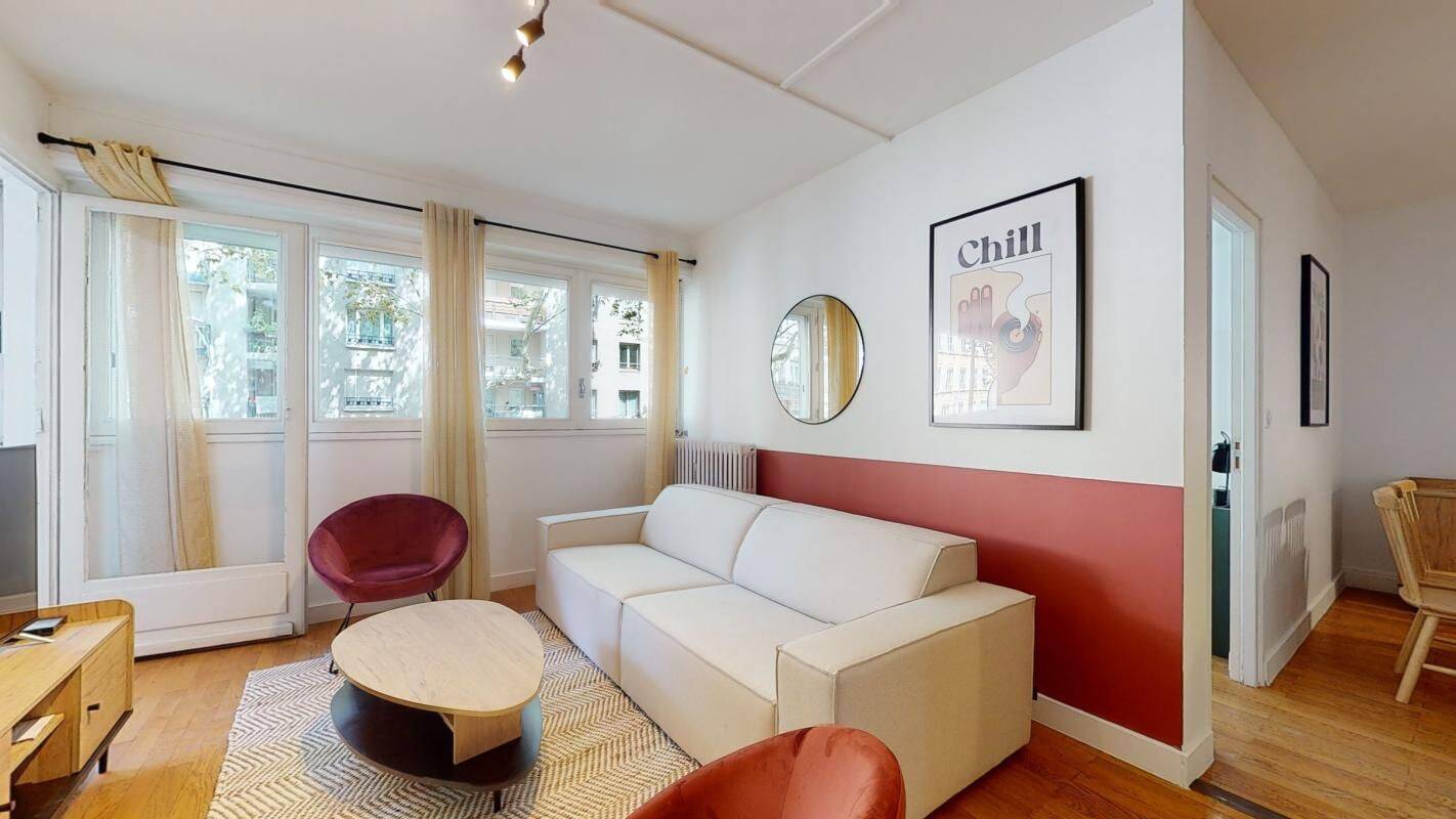 6 pièces 112 m² · à Lyon 3ème Arrondissement · 112 m² · 700 €/mois