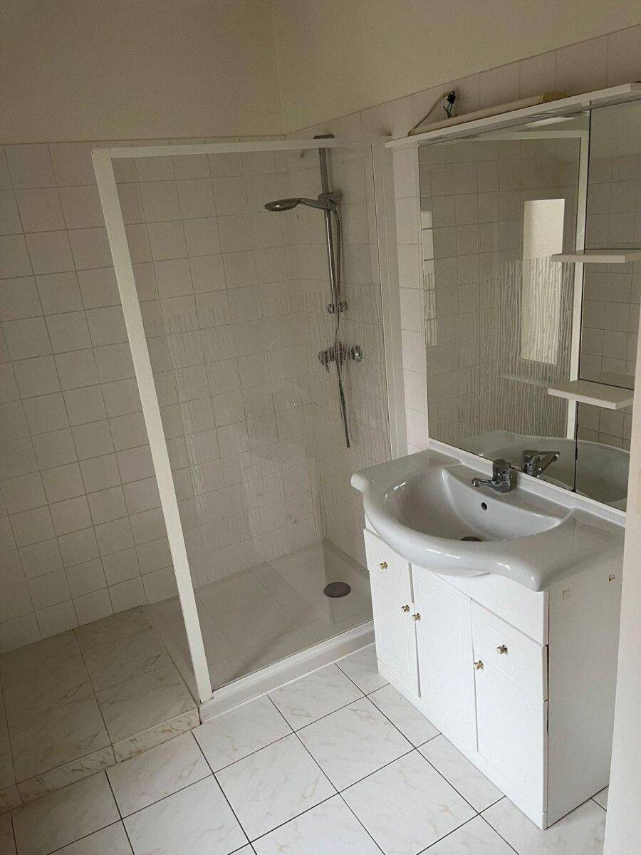 Maison 4 pièces 85 m² · à Villeneuve-sur-Yonne · 85 m² · 650 €/mois