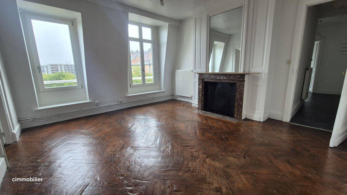Appartement 2 pièces 59 m² · à Lille · 59,1 m² · 880 €