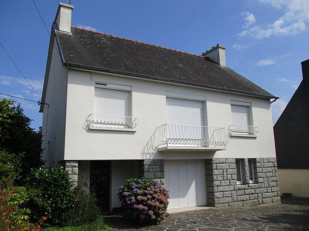 Maison 4 pièces 100 m² · à Carhaix-Plouguer · 100 m² · 137 150 €