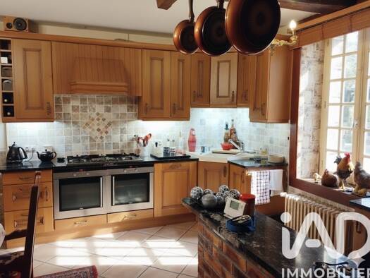 Propriété à vendre 680 000 € 10 pièces 4 chambres 230 m² 44 073 m² de terrain Mézières-sur-Couesnon 35140