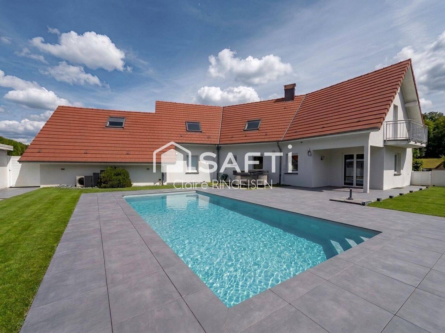 Maison 6 pièces 230 m² · à Bitche · 230 m² · 431 600 €
