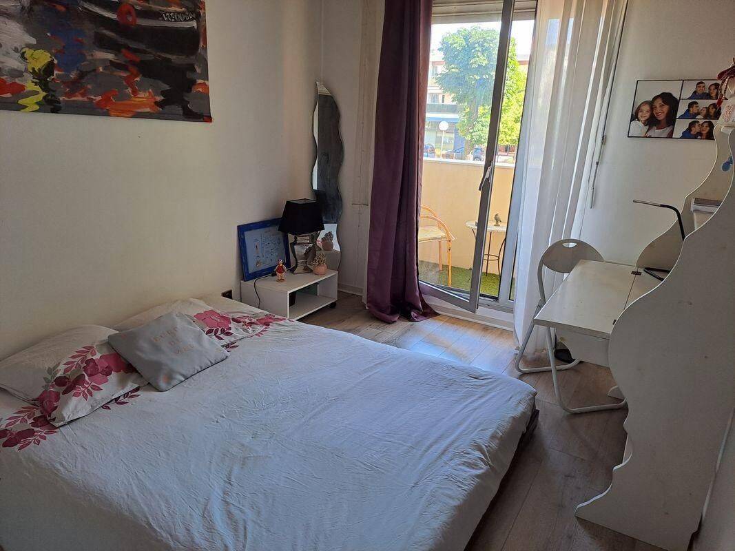 Appartement 3 pièces 10 m² · à Bordeaux · 10 m² · 480 €