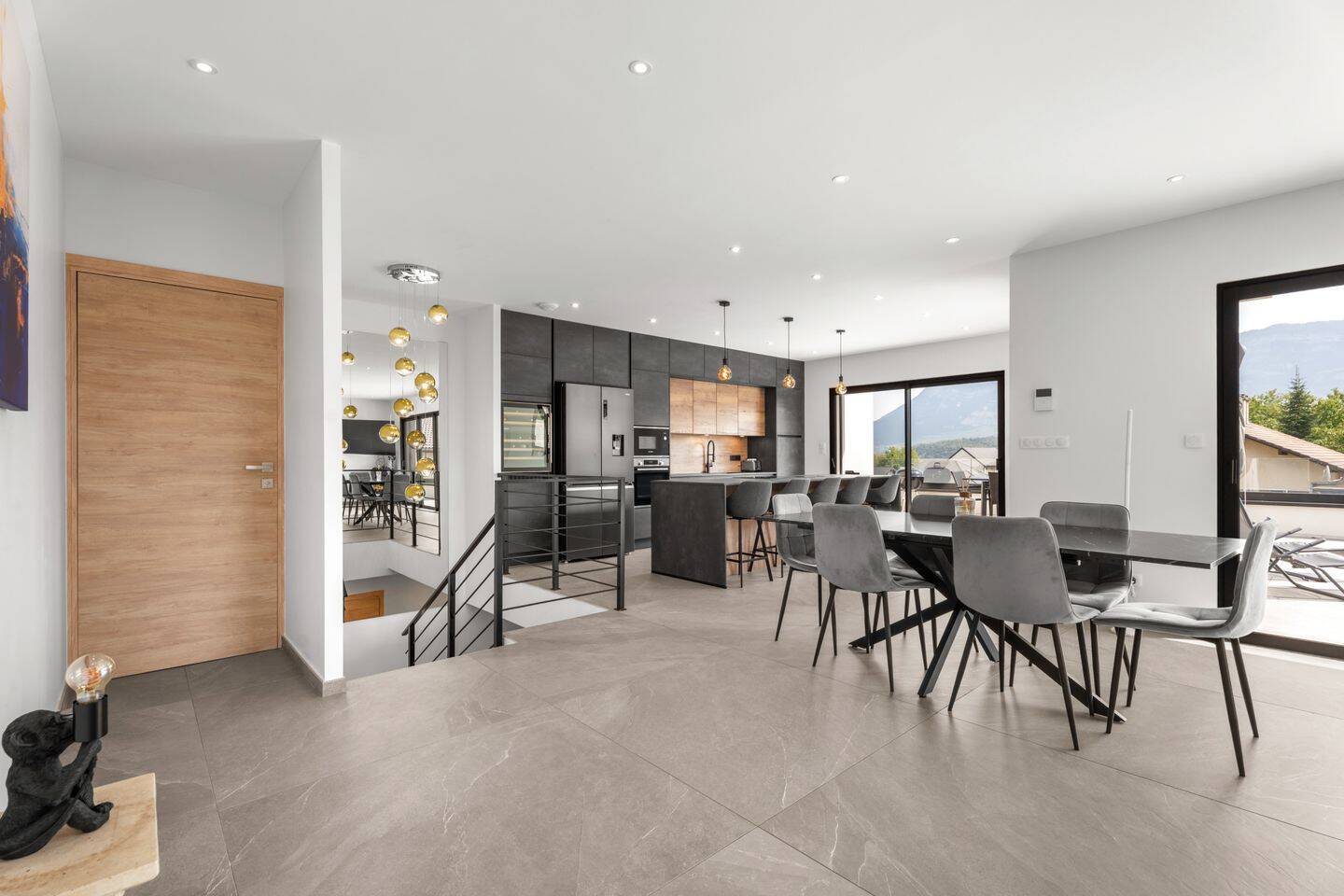 Maison 6 pièces 160 m² · à La Motte-Servolex · 160 m² · 873 000 €