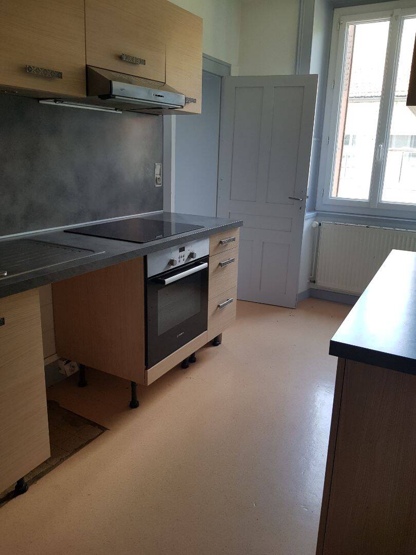 Appartement 4 pièces 97 m² · à Septmoncel les Molunes · 96,7 m² · 695 €