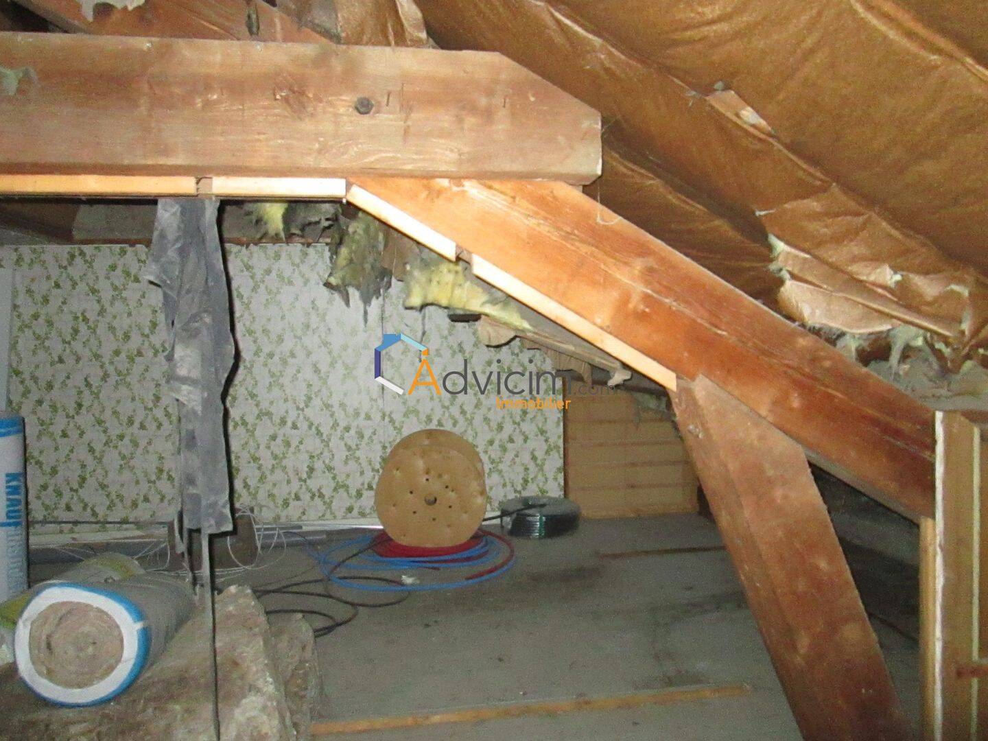 Appartement 3 pièces 80 m² · à Luxeuil-les-Bains · 80 m² · 34 000 €