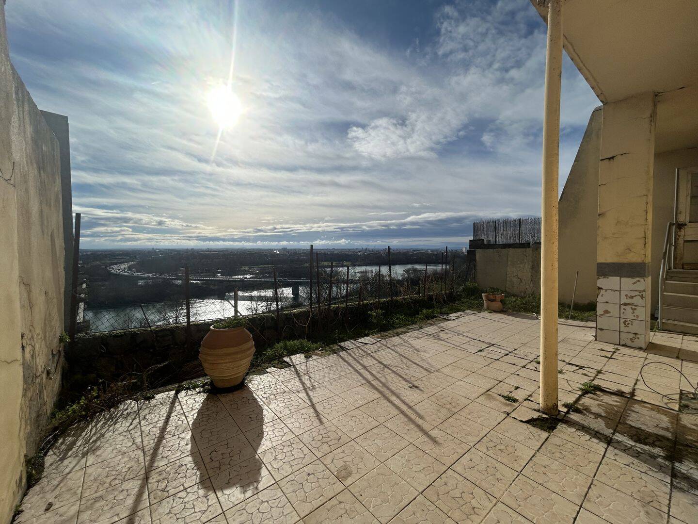 Maison 7 pièces 202 m² · à Caluire-Et-Cuire · 202 m² · 585 000 €