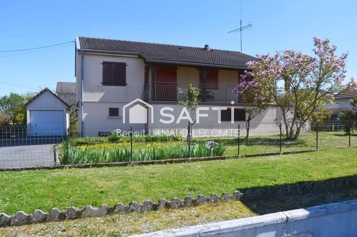 Maison 6 pièces 110 m² · à Saint-Vit · 110 m² · 228 600 €