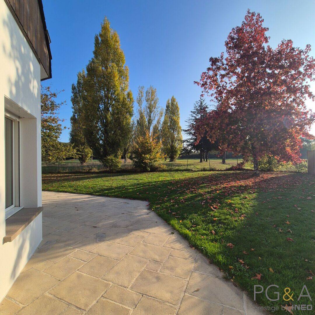 Maison 6 pièces 137 m² · à Bruz · 137 m² · 1 520 €