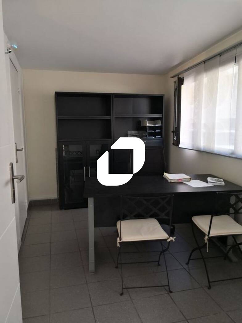 Local commercial à louer 828 € 30 m² de surface de vente divisible Montpellier 34000