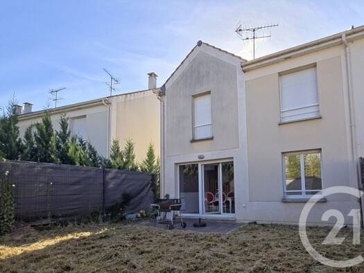 Maison à vendre 325 000 € 5 pièces 3 chambres 90,6 m² 164 m² de terrain Chelles 77500