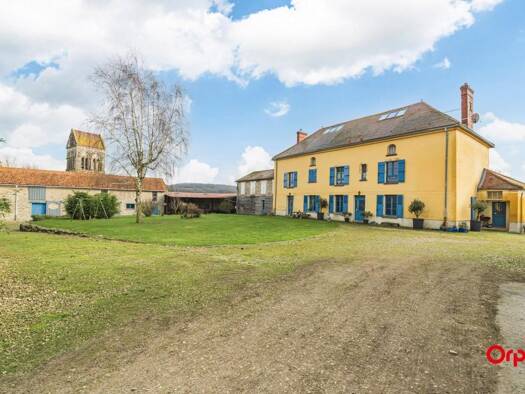 Maison à vendre 1 290 000 € 6 pièces 4 chambres 320 m² 30 000 m² de terrain Belleau 02400