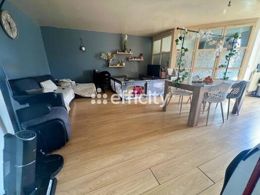 Appartement à vendre 102 000 € 3 pièces 3 chambres 80 m² 2ème étage La Cabucelle Marseille 15ème arrondissement 13015