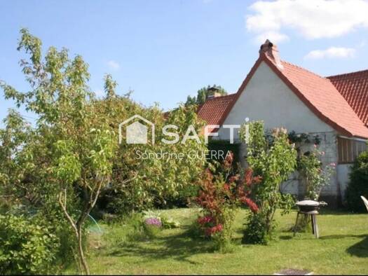 Maison de plain-pied à vendre 369 000 € 10 pièces 4 chambres 200 m² 10 882 m² de terrain Hesdin 62140