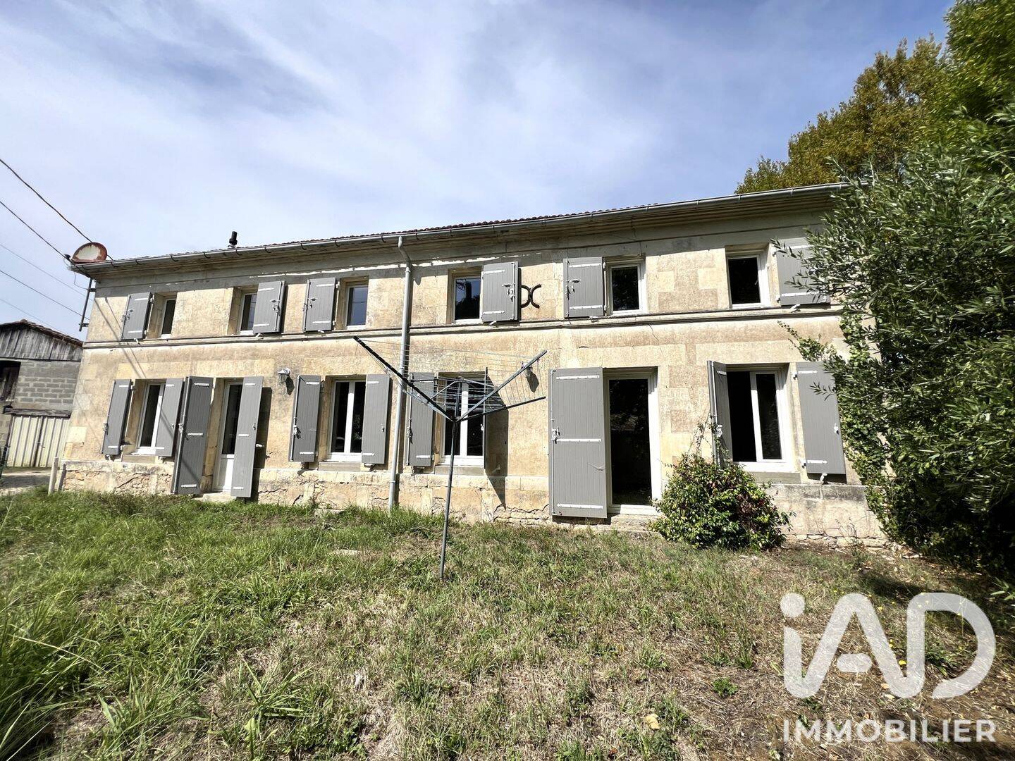 Maison 4 pièces 171 m² · à Saint-Aubin-de-Blaye · 170,7 m² · 900 €/mois