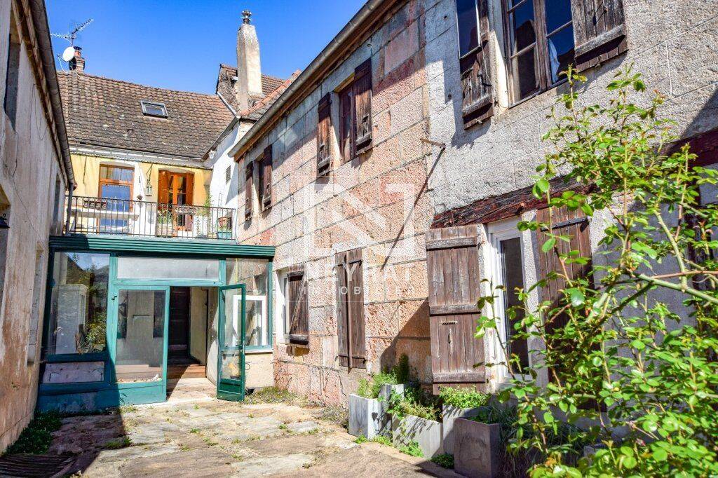 Maison 11 pièces 256 m² · à Givry · 256 m² · 249 000 €