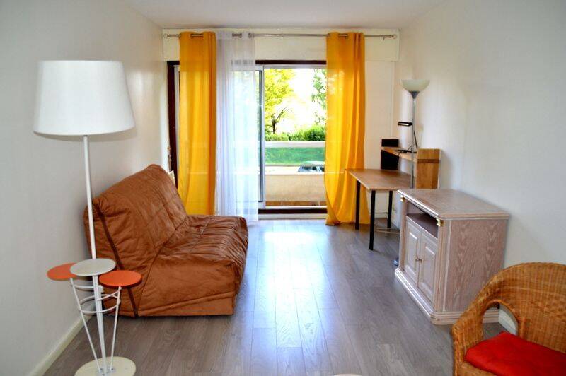 Appartement 1 pièce 36 m² · à Châtenay-Malabry · 36 m² · 890 €/mois