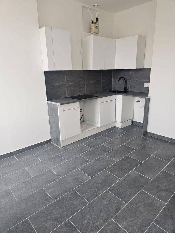Appartement 2 pièces 28 m² · à Marseille 15ème Arrondissement · 28 m² · 650 €/mois