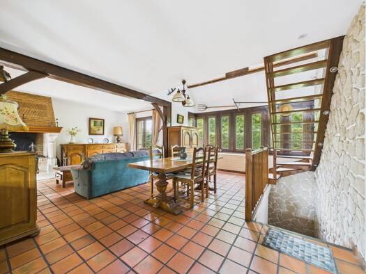 Maison à vendre 679 900 € 7 pièces 4 chambres 160 m² 500 m² de terrain Coteau-Malassis Vitry-sur-Seine 94400