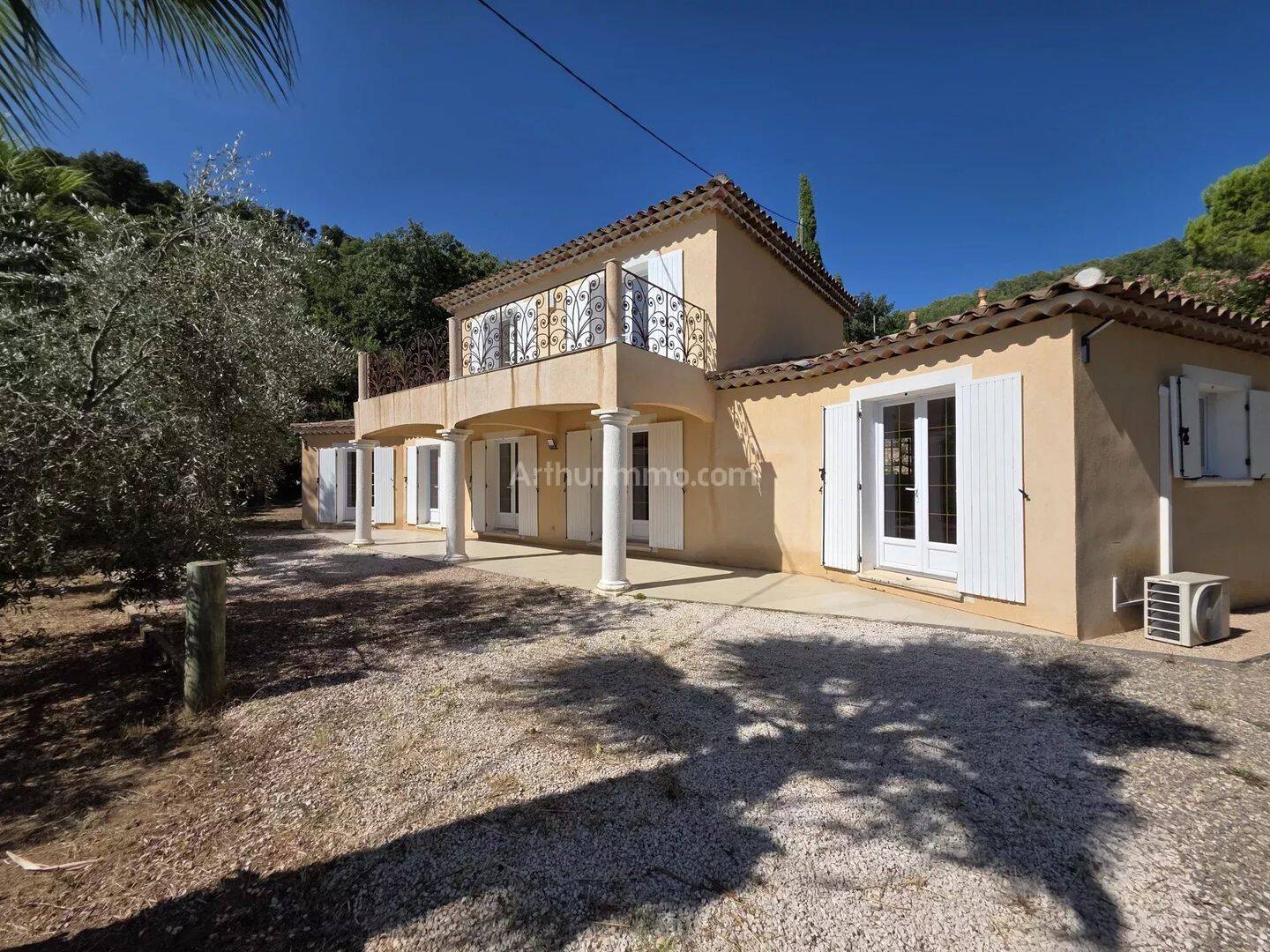 Maison 5 pièces 136 m² · à La Motte · 136 m² · 595 000 €