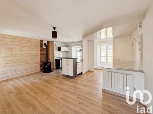 Appartement à vendre 270 850 € 4 pièces 3 chambres 57 m² Étage 1/2 Port-Louis 56290