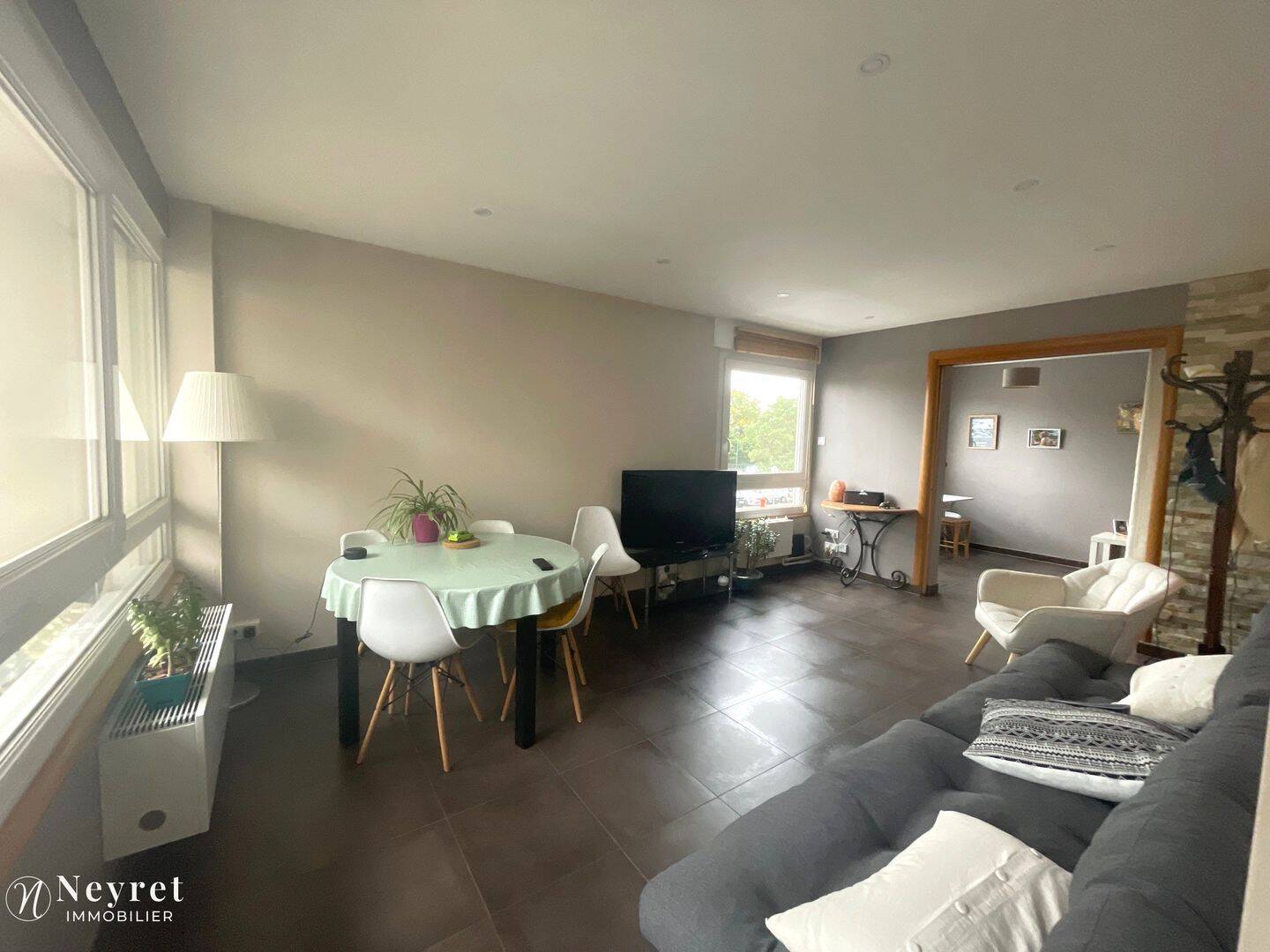 Appartement 5 pièces 99 m² · à Oullins-Pierre-Bénite · 99 m² · 270 000 €
