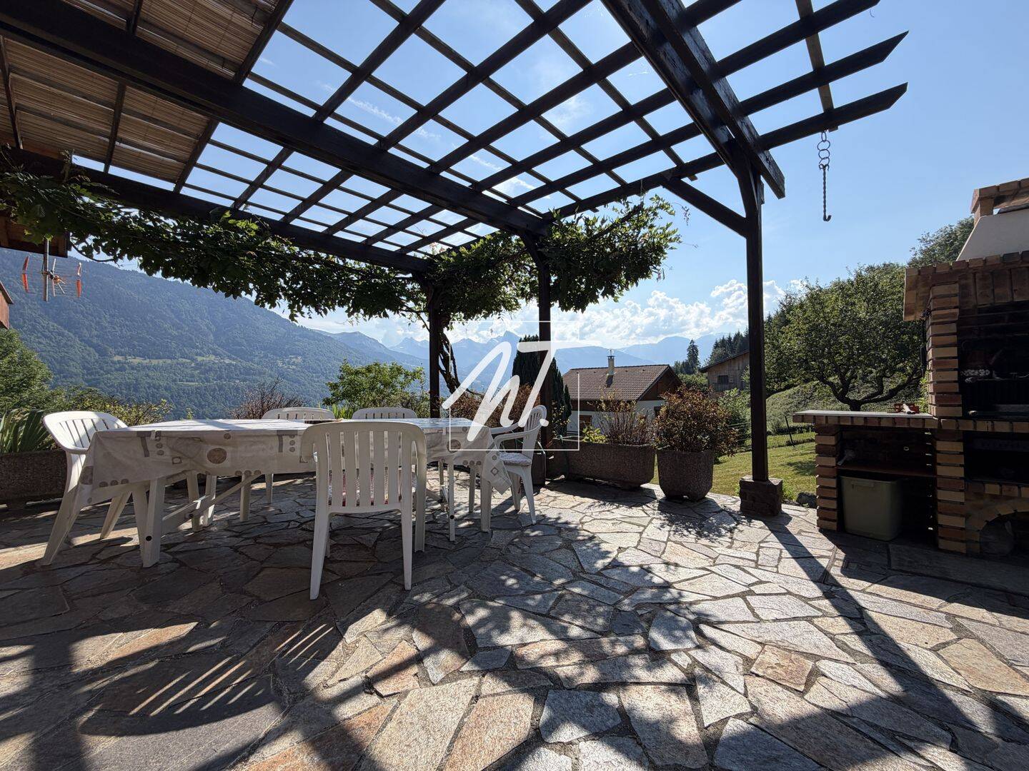 Maison 5 pièces 114 m² · à La Rivière-Enverse · 114 m² · 548 000 €