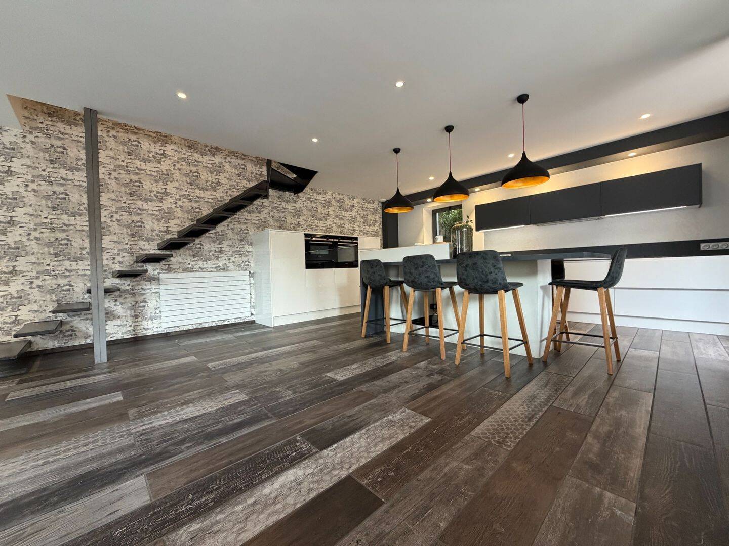 Maison 6 pièces 141 m² · à Belleville-en-Beaujolais · 141 m² · 400 000 €