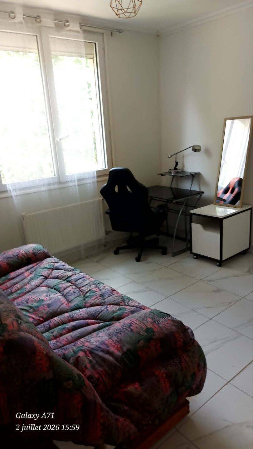 Chambres en colocation — 2