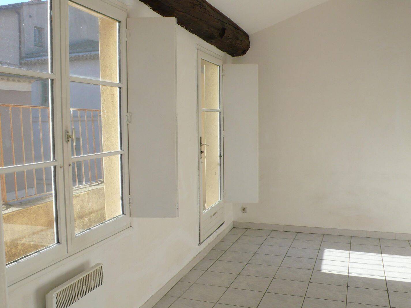 Appartement 1 pièce 20 m² · à Nîmes · 20,3 m² · 432 €