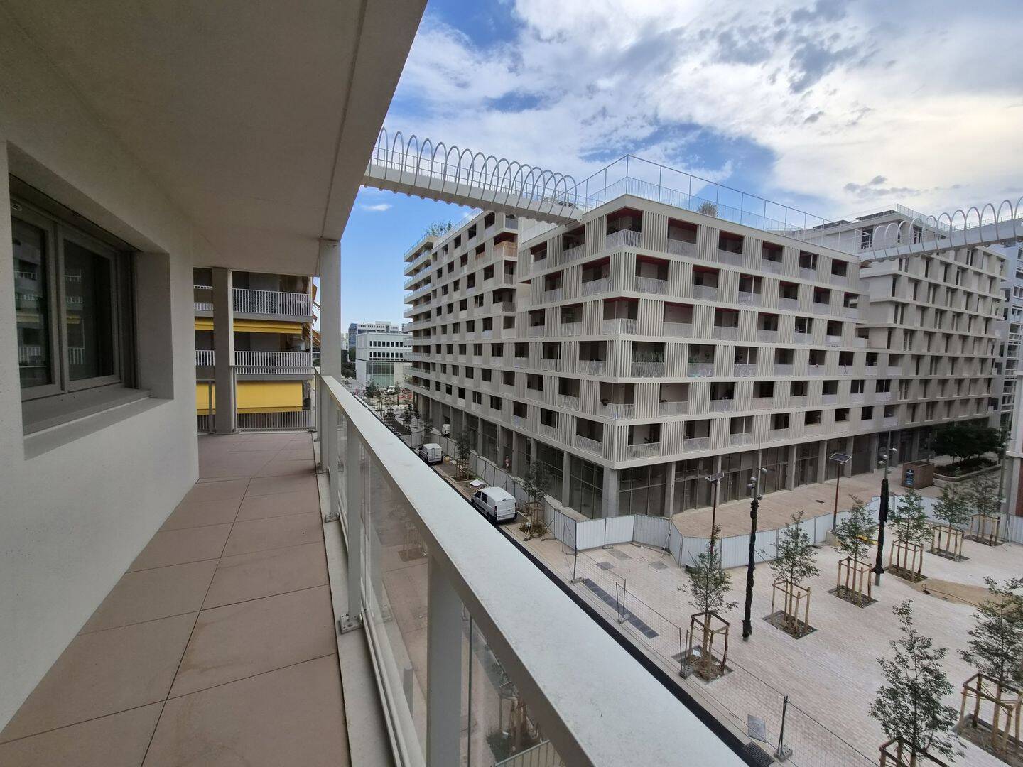 LA PLAINE MERIDIA-F2 NEUF AVEC GRANDE TERRASSE ET PARKING — 1