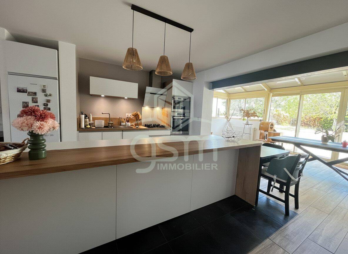 Maison 6 pièces 178 m² · à Monts · 178 m² · 337 400 €