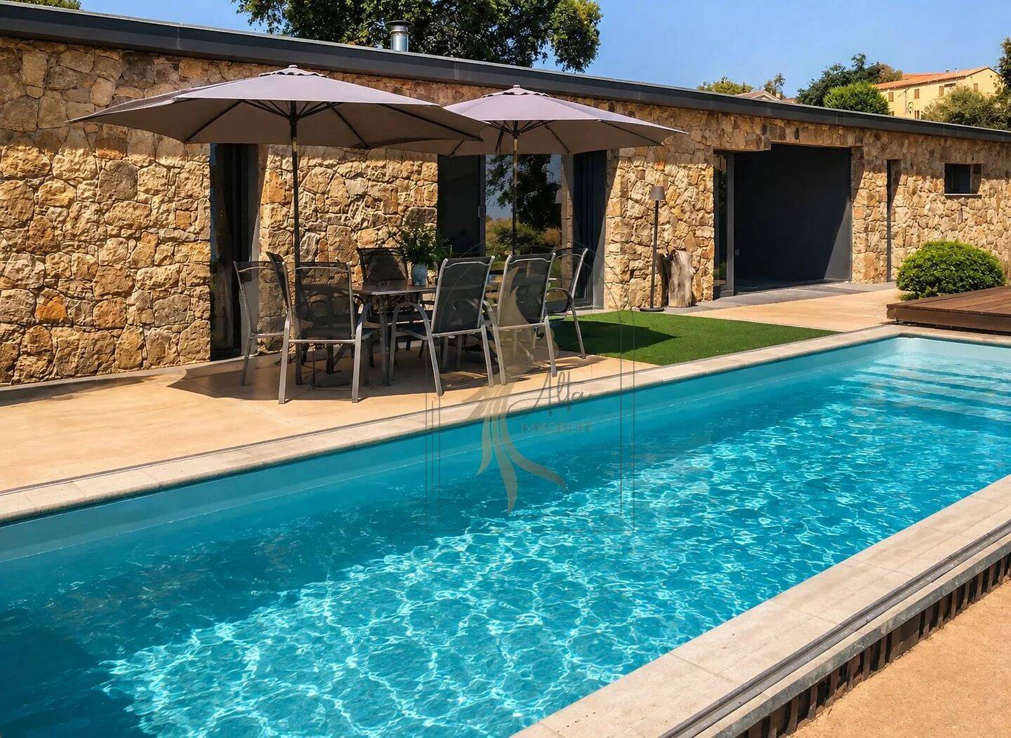 Maison 4 pièces 106 m² · à Sari-Solenzara · 106 m² · 675 000 €